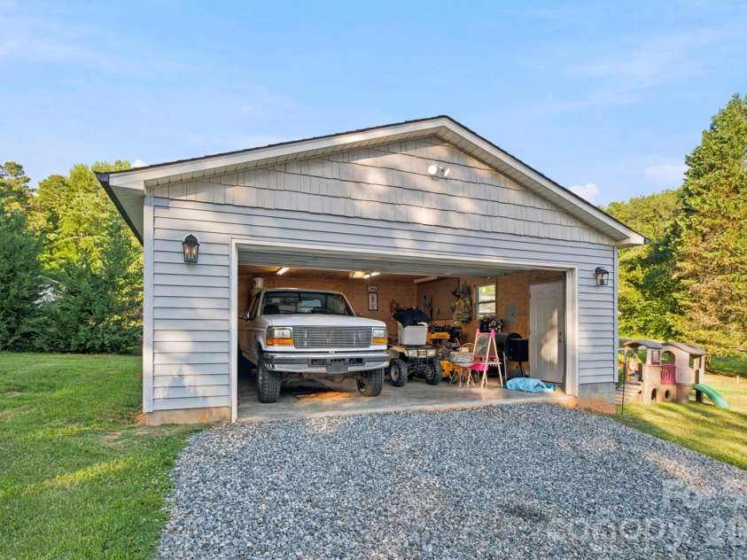 4608 Rainbow Drive, Kannapolis, NC 28081.  MLS# CAR4393962, YatesRealty ID 31562. So much storage AND it has additional attic space