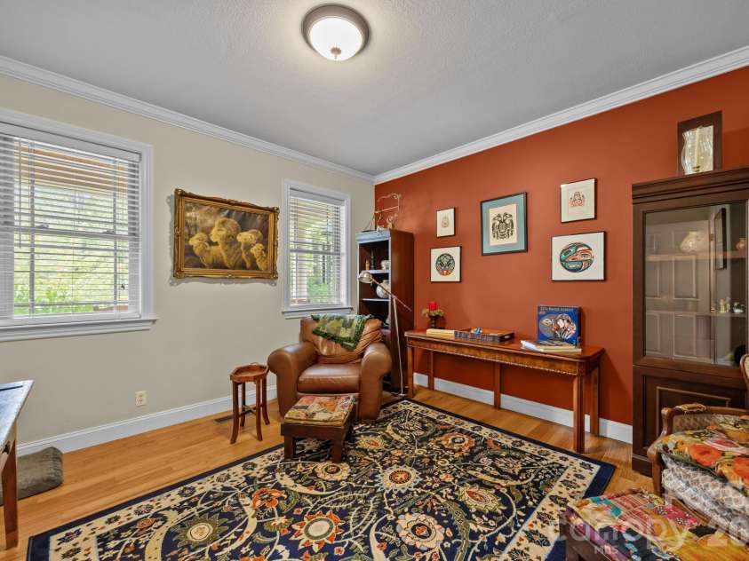 40 Mountain Shadows Drive, Leicester, NC 28748.  MLS# CAR4392638, YatesRealty ID 31563. 
