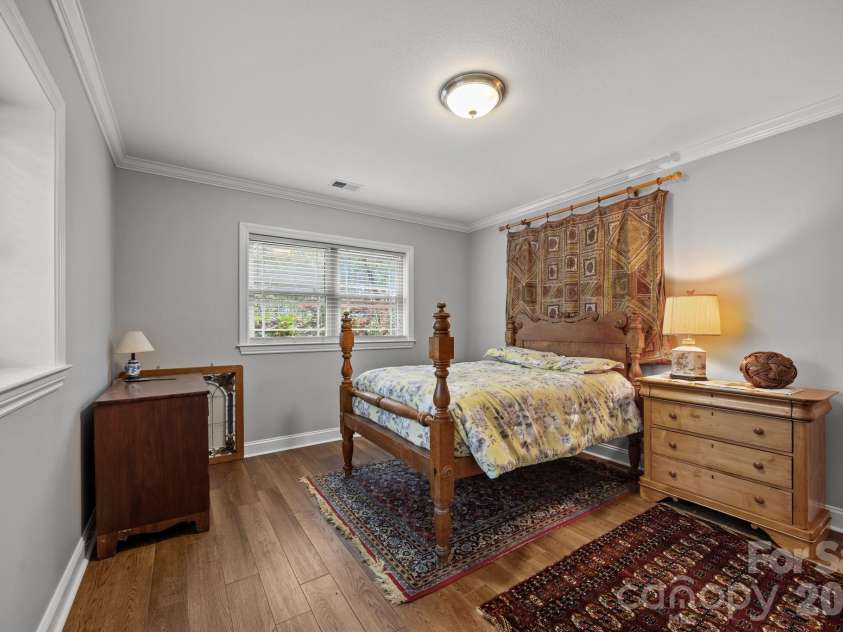 40 Mountain Shadows Drive, Leicester, NC 28748.  MLS# CAR4392638, YatesRealty ID 31563. 