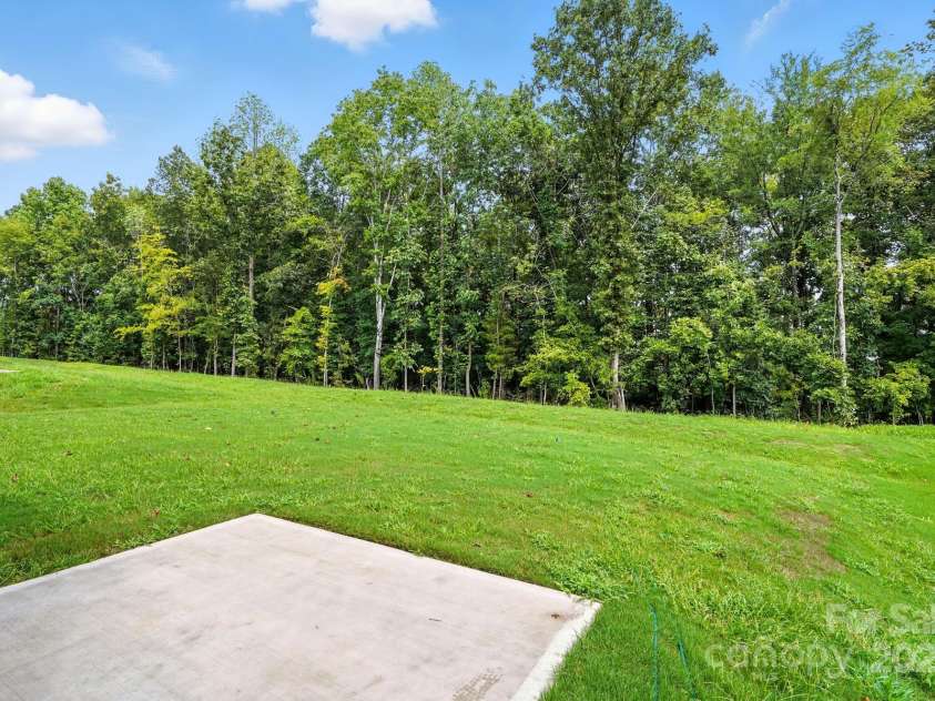 5119 Heathland Drive, Charlotte, NC 28215.  MLS# CAR4285481, YatesRealty ID 31566. 