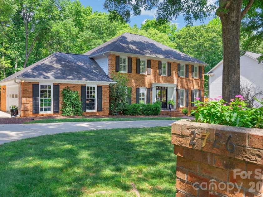 2726 Wamath Drive, Charlotte, NC 28210.  MLS# CAR4392093, YatesRealty ID 31567. 