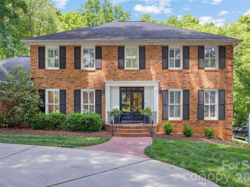 2726 Wamath Drive, Charlotte, NC 28210.  MLS# CAR4392093, YatesRealty ID 31567. 
