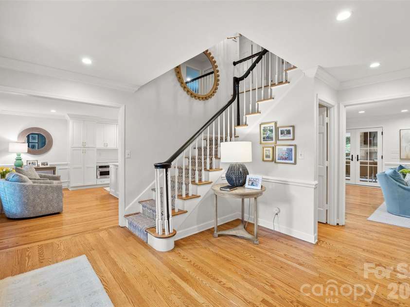 2726 Wamath Drive, Charlotte, NC 28210.  MLS# CAR4392093, YatesRealty ID 31567. 