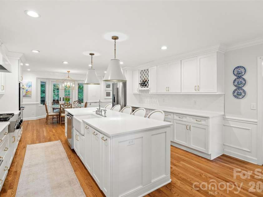 2726 Wamath Drive, Charlotte, NC 28210.  MLS# CAR4392093, YatesRealty ID 31567. 