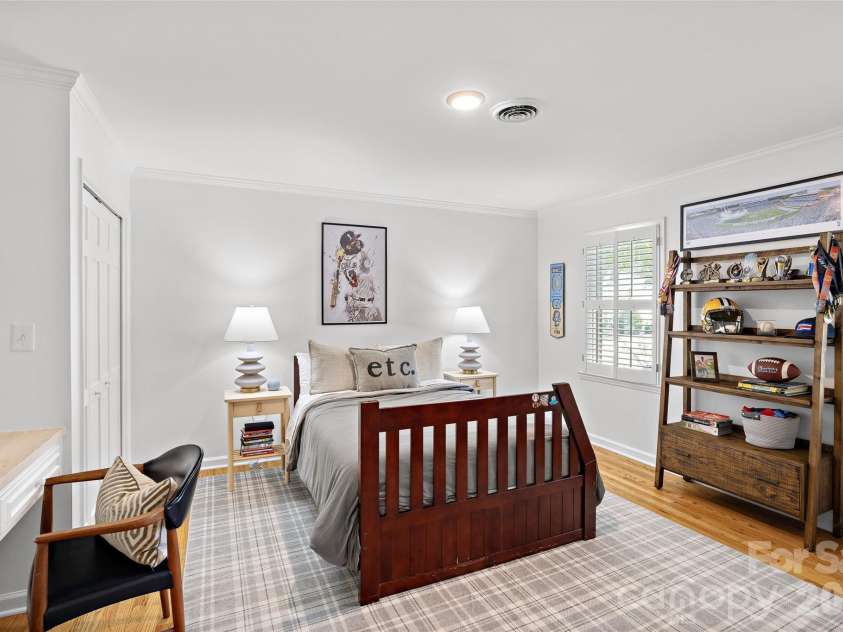 2726 Wamath Drive, Charlotte, NC 28210.  MLS# CAR4392093, YatesRealty ID 31567. 