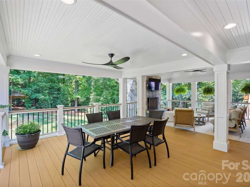 2726 Wamath Drive, Charlotte, NC 28210.  MLS# CAR4392093, YatesRealty ID 31567. 