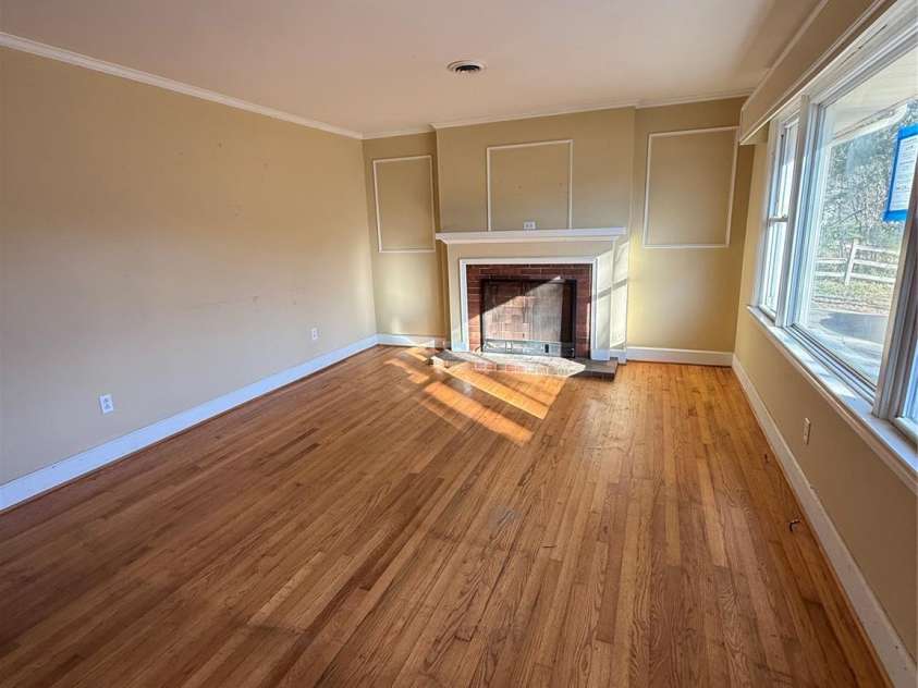 315 Brookwood Drive, Salisbury, NC 28146.  MLS# CAR4335699, YatesRealty ID 3157. 