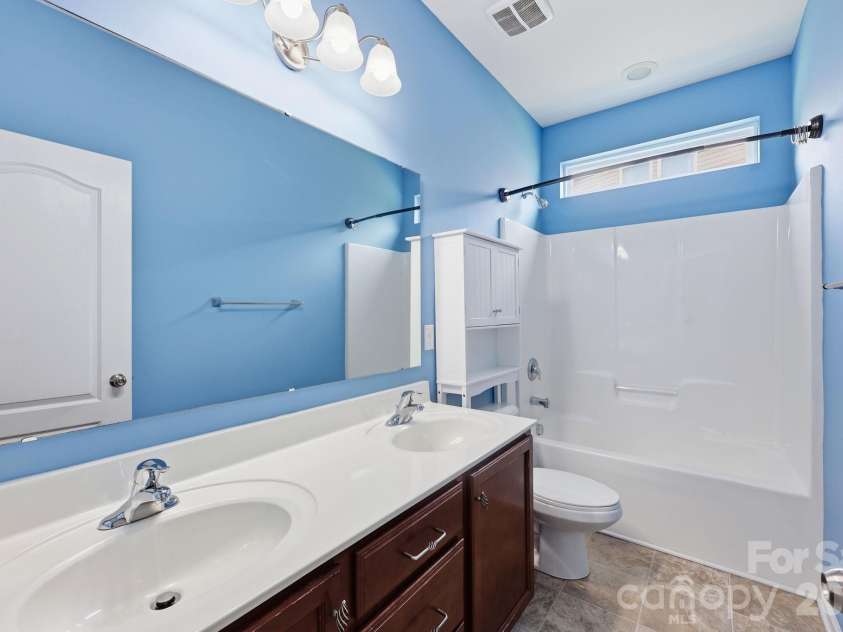 4679 Dunberry Place, Concord, NC 28027.  MLS# CAR4376456, YatesRealty ID 31570. Full bath