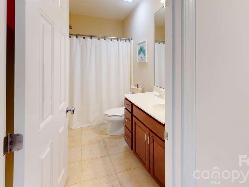 10731 Forest Drive, Matthews, NC 28105.  MLS# CAR4393016, YatesRealty ID 31571. 
