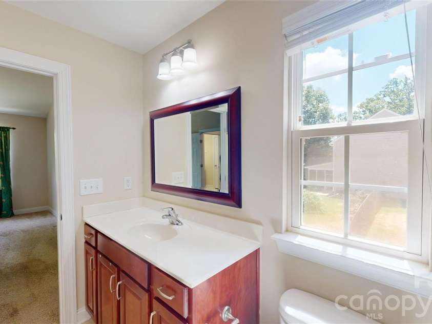 10731 Forest Drive, Matthews, NC 28105.  MLS# CAR4393016, YatesRealty ID 31571. 