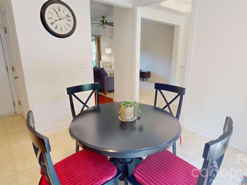 10731 Forest Drive, Matthews, NC 28105.  MLS# CAR4393016, YatesRealty ID 31571. 
