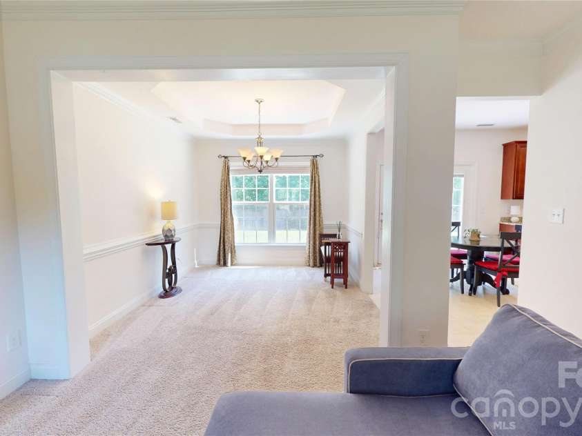 10731 Forest Drive, Matthews, NC 28105.  MLS# CAR4393016, YatesRealty ID 31571. 
