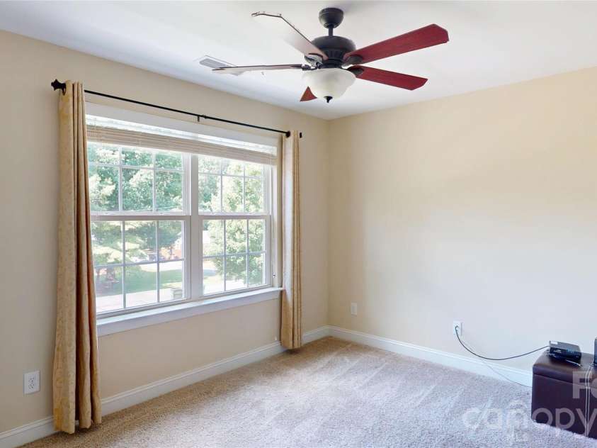 10731 Forest Drive, Matthews, NC 28105.  MLS# CAR4393016, YatesRealty ID 31571. 