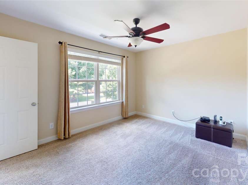 10731 Forest Drive, Matthews, NC 28105.  MLS# CAR4393016, YatesRealty ID 31571. 