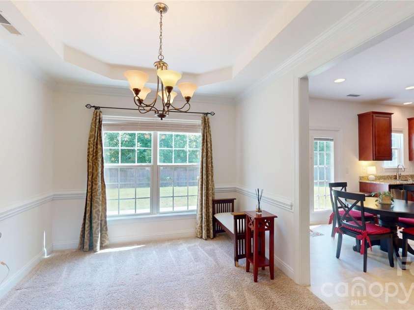10731 Forest Drive, Matthews, NC 28105.  MLS# CAR4393016, YatesRealty ID 31571. 