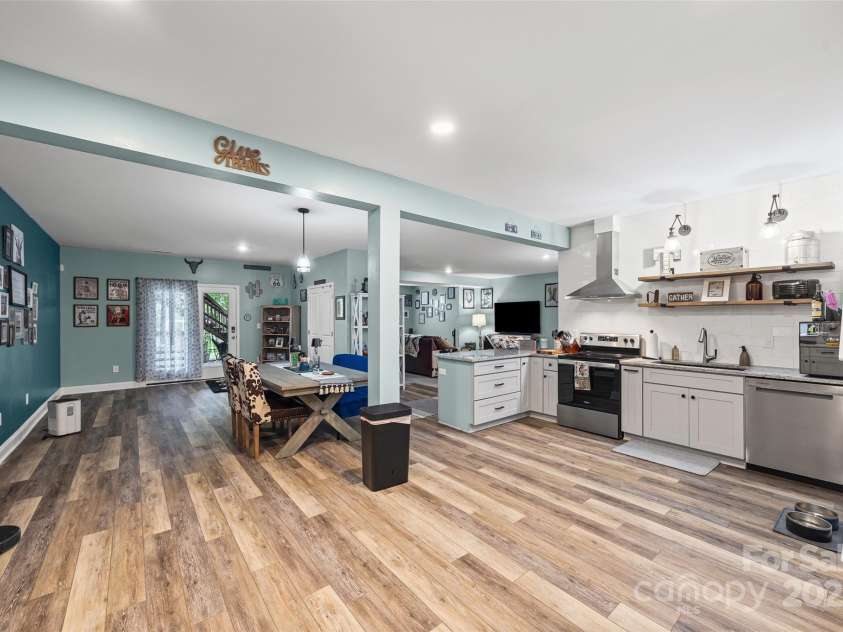 234 Boxelder Road, Clover, SC 29710.  MLS# CAR4288863, YatesRealty ID 31572. In-law suite in the basement with full kitchen