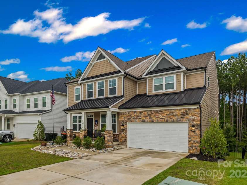 234 Boxelder Road, Clover, SC 29710.  MLS# CAR4288863, YatesRealty ID 31572. Two car garage