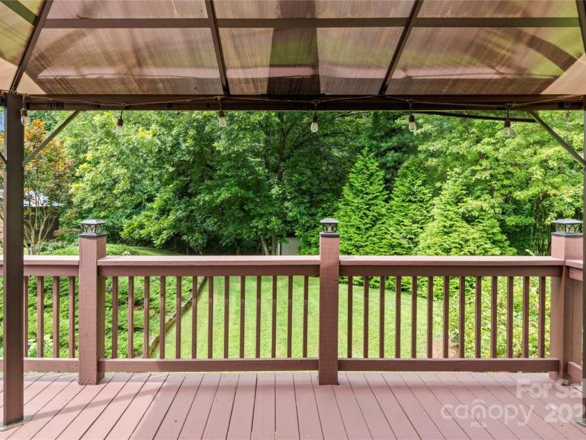 723 Elk Spur Street, Elkin, NC 28621.  MLS# CAR4290338, YatesRealty ID 31575. 