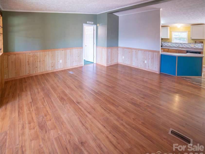 4862 Karen Court, Morganton, NC 28655.  MLS# CAR4392103, YatesRealty ID 31576. 