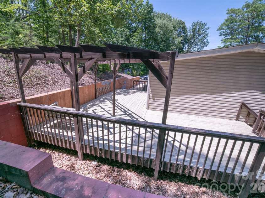 4862 Karen Court, Morganton, NC 28655.  MLS# CAR4392103, YatesRealty ID 31576. 