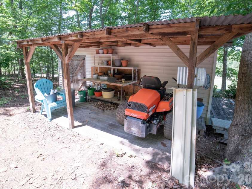 4862 Karen Court, Morganton, NC 28655.  MLS# CAR4392103, YatesRealty ID 31576. 