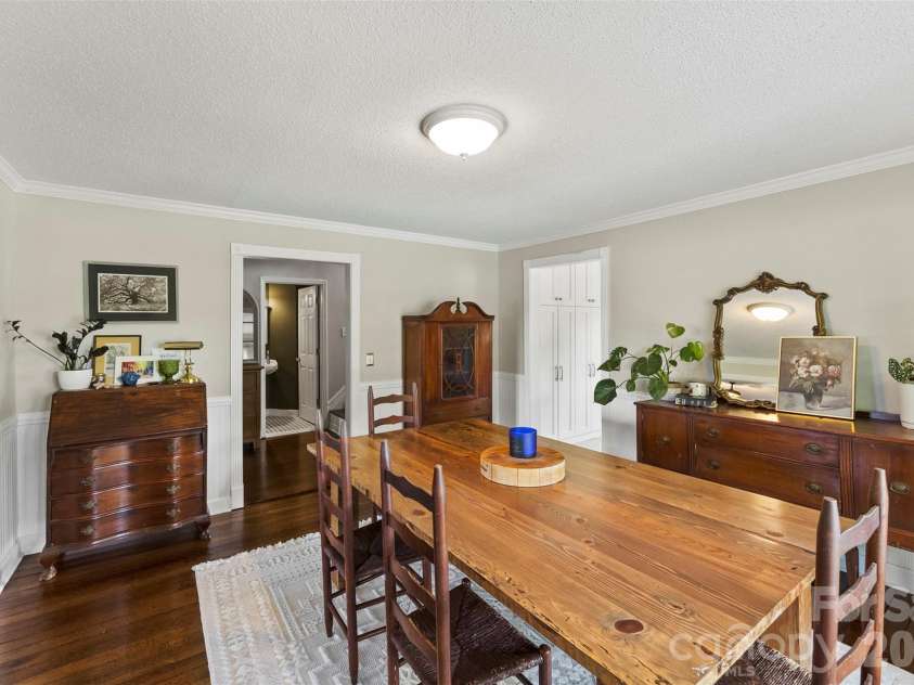 24327 Ridgecrest Road, Locust, NC 28097.  MLS# CAR4393477, YatesRealty ID 31577. Dining
