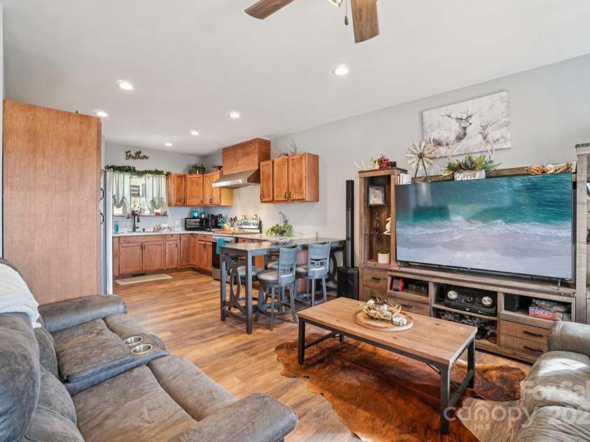 301 Mcginnis Drive, Old Fort, NC 28762.  MLS# CAR4293101, YatesRealty ID 31577. 