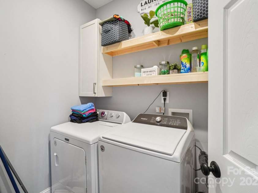 301 Mcginnis Drive, Old Fort, NC 28762.  MLS# CAR4293101, YatesRealty ID 31577. 