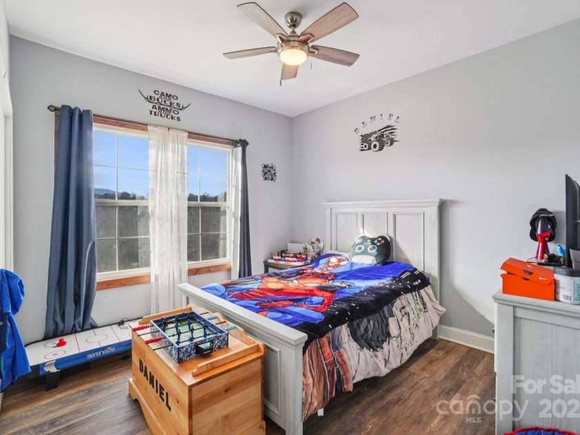 301 Mcginnis Drive, Old Fort, NC 28762.  MLS# CAR4293101, YatesRealty ID 31577. 