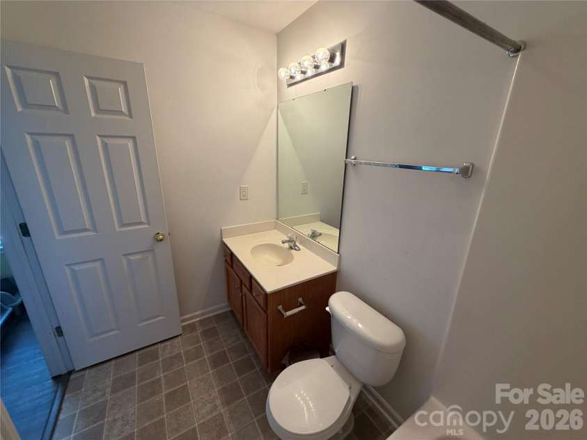 10523 Trolley Run Drive, Cornelius, NC 28031.  MLS# CAR4392718, YatesRealty ID 31578. 
