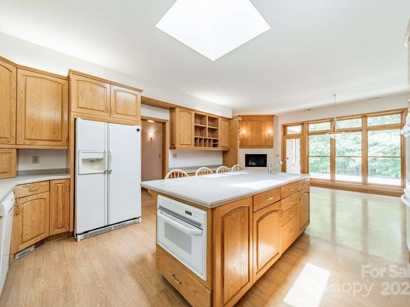 253 Highway 161 None, Clover, SC 29710.  MLS# CAR4279535, YatesRealty ID 31578. 