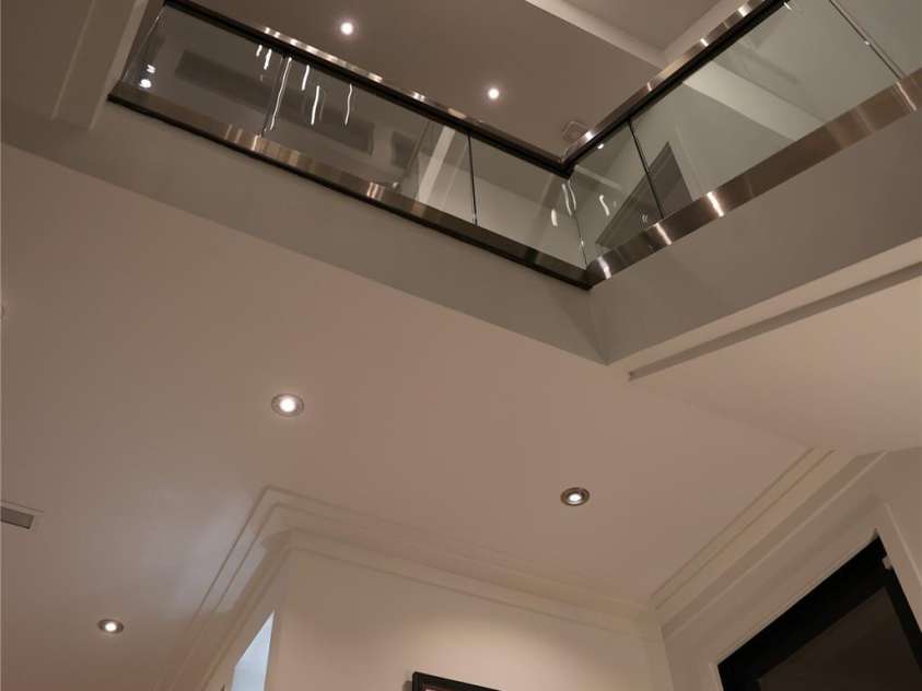 12 Sunset Summit, Asheville, NC 28804.  MLS# CAR4329108, YatesRealty ID 3158. Stunning Staircase Design