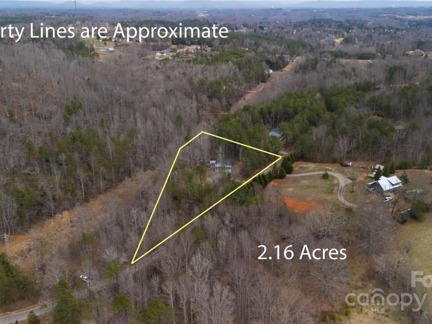 402 Grandview Drive, Rutherfordton, NC 28139.  MLS# CAR4233804, YatesRealty ID 3158. 