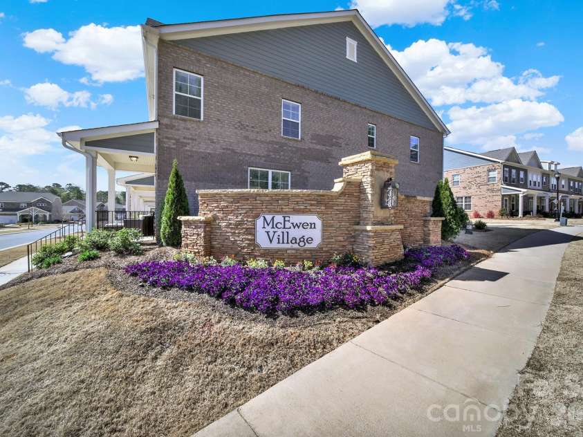 8004 Whitegrove Road, Mint Hill, NC 28227.  MLS# CAR4387300, YatesRealty ID 31581. 