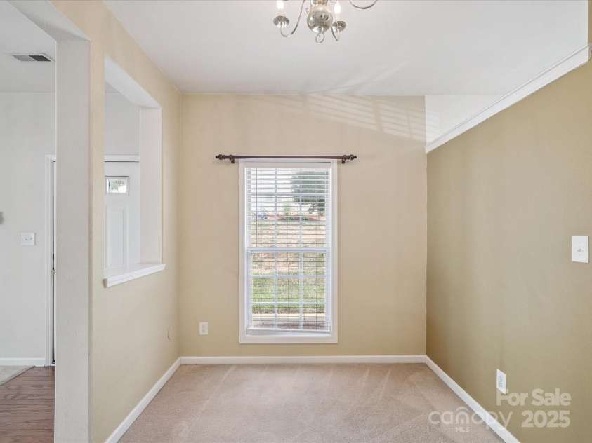 8337 Washoe Pine Lane, Charlotte, NC 28215.  MLS# CAR4290138, YatesRealty ID 31581. 