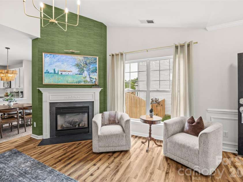 1732 Crabapple Tree Lane, Charlotte, NC 28214.  MLS# CAR4392518, YatesRealty ID 31583. 