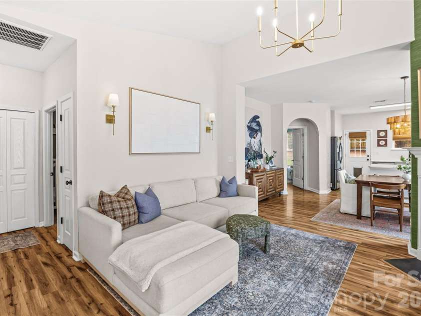1732 Crabapple Tree Lane, Charlotte, NC 28214.  MLS# CAR4392518, YatesRealty ID 31583. 