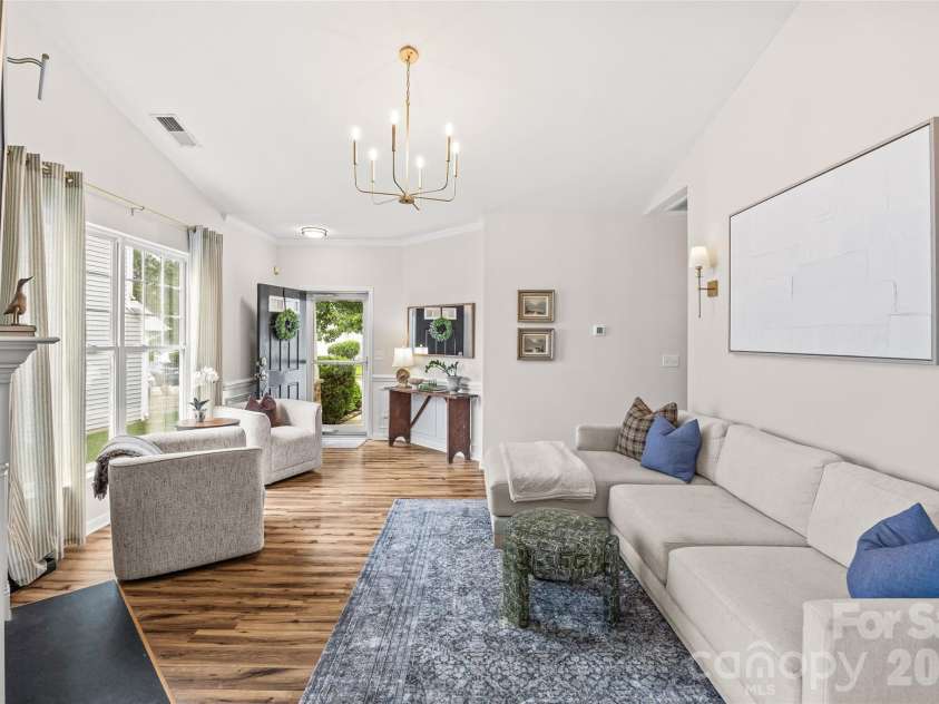 1732 Crabapple Tree Lane, Charlotte, NC 28214.  MLS# CAR4392518, YatesRealty ID 31583. 