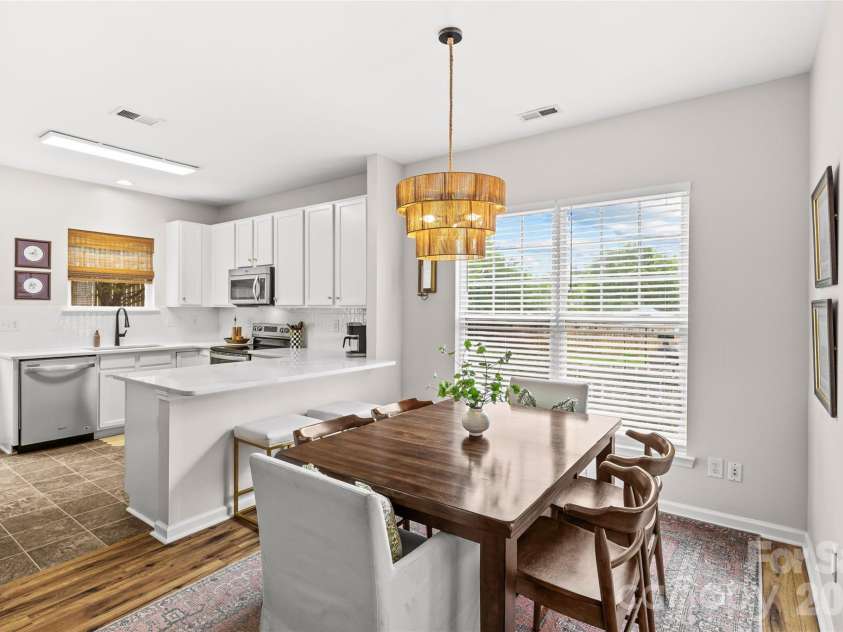 1732 Crabapple Tree Lane, Charlotte, NC 28214.  MLS# CAR4392518, YatesRealty ID 31583. 