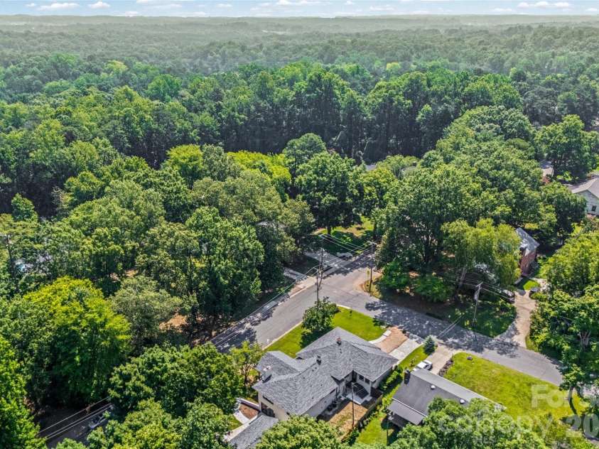 434 Sunnyside Drive, Concord, NC 28025.  MLS# CAR4380840, YatesRealty ID 31584. 