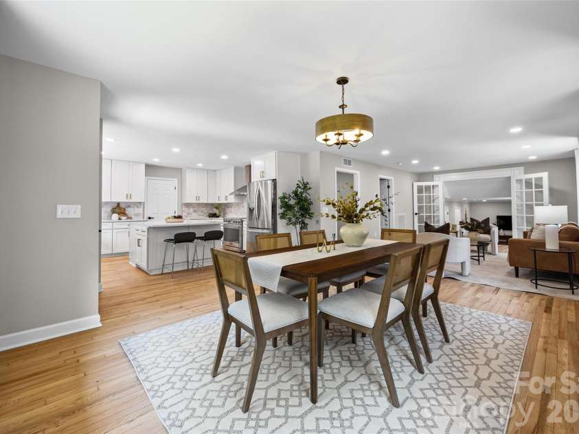 434 Sunnyside Drive, Concord, NC 28025.  MLS# CAR4380840, YatesRealty ID 31584. Stunning Open Concept Layout