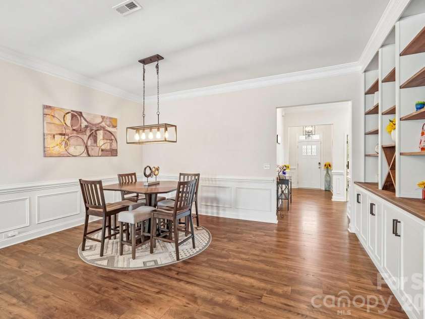 103 Cup Chase Drive, Mooresville, NC 28115.  MLS# CAR4384207, YatesRealty ID 31586. 
