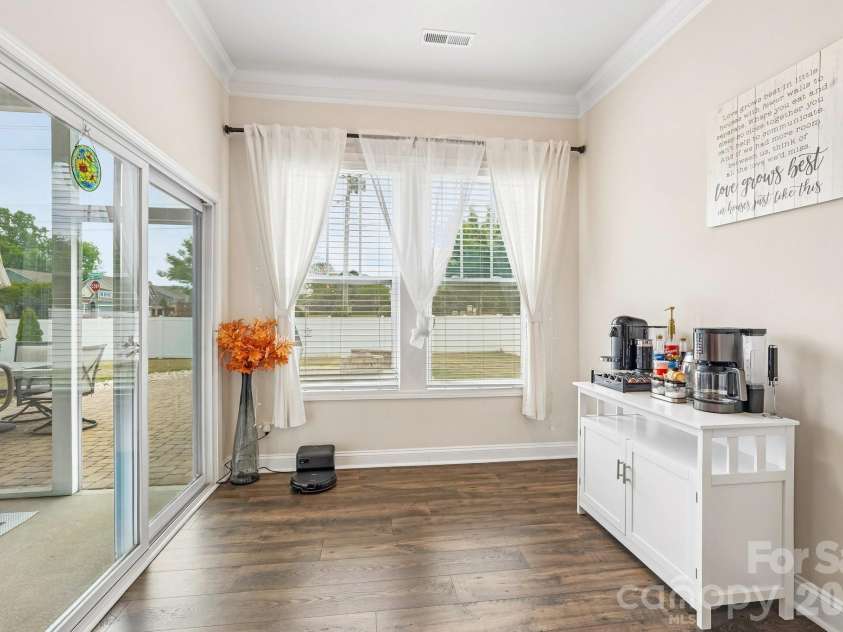 103 Cup Chase Drive, Mooresville, NC 28115.  MLS# CAR4384207, YatesRealty ID 31586. 