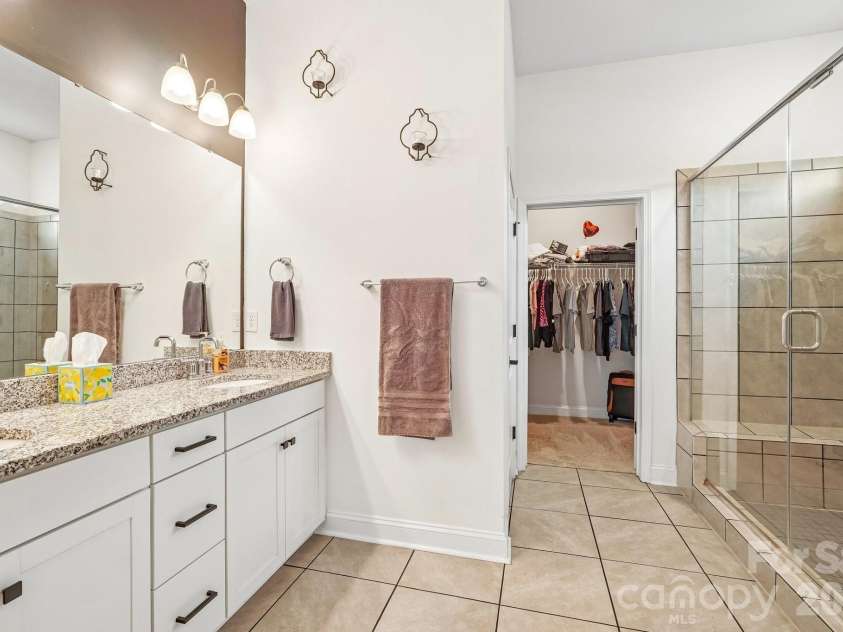 103 Cup Chase Drive, Mooresville, NC 28115.  MLS# CAR4384207, YatesRealty ID 31586. 