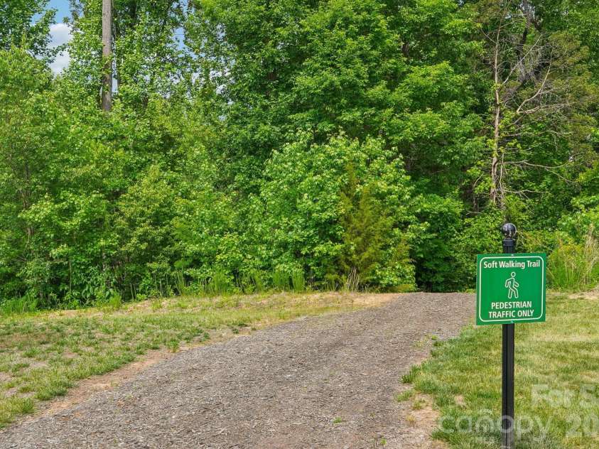 103 Cup Chase Drive, Mooresville, NC 28115.  MLS# CAR4384207, YatesRealty ID 31586. 