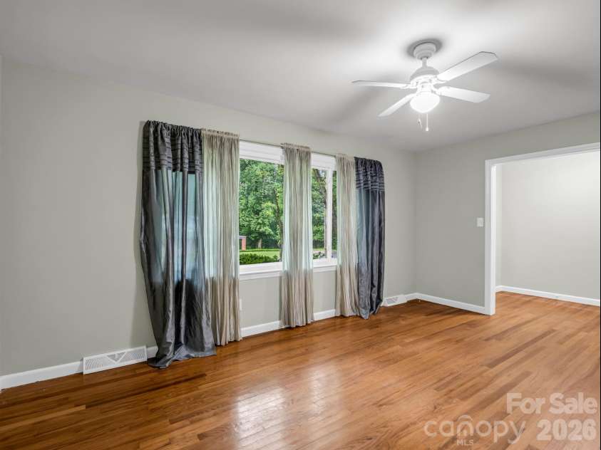 803 Brittain Drive, Shelby, NC 28150.  MLS# CAR4390286, YatesRealty ID 31588. 