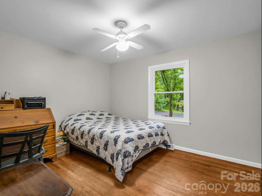 803 Brittain Drive, Shelby, NC 28150.  MLS# CAR4390286, YatesRealty ID 31588. 