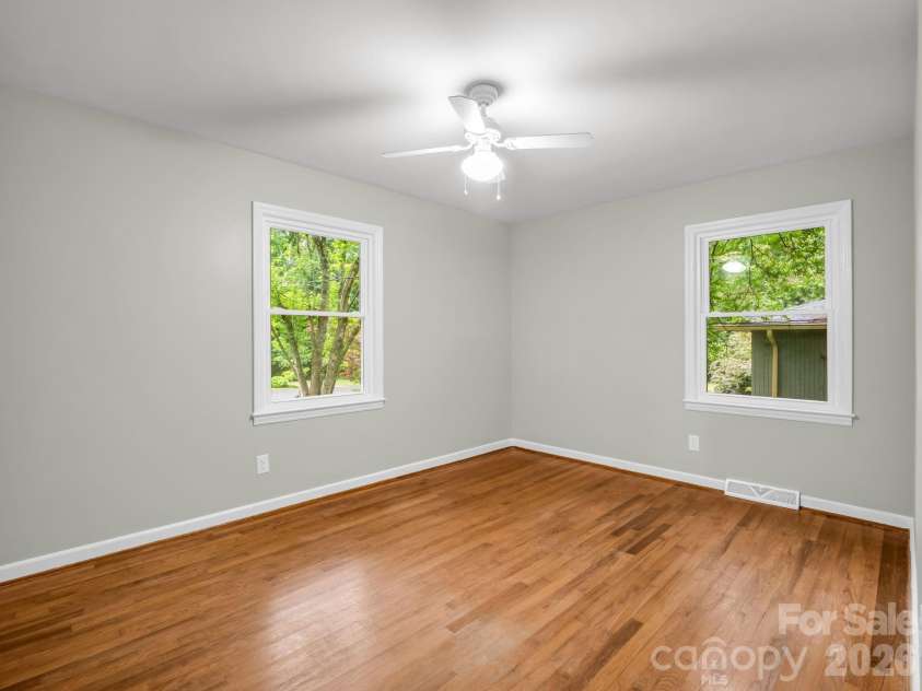 803 Brittain Drive, Shelby, NC 28150.  MLS# CAR4390286, YatesRealty ID 31588. 