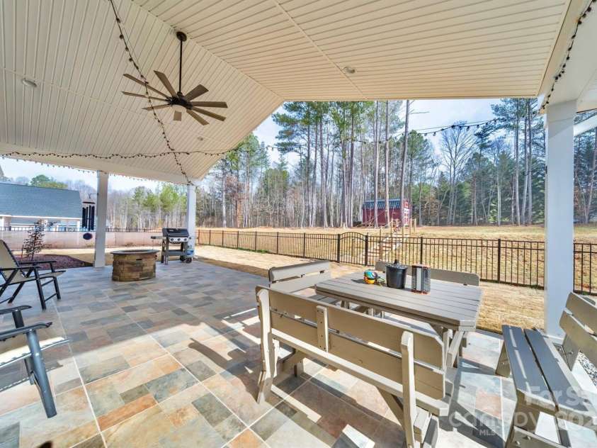 136 Falls Leaf Drive, Troutman, NC 28166.  MLS# CAR4228038, YatesRealty ID 3159. 