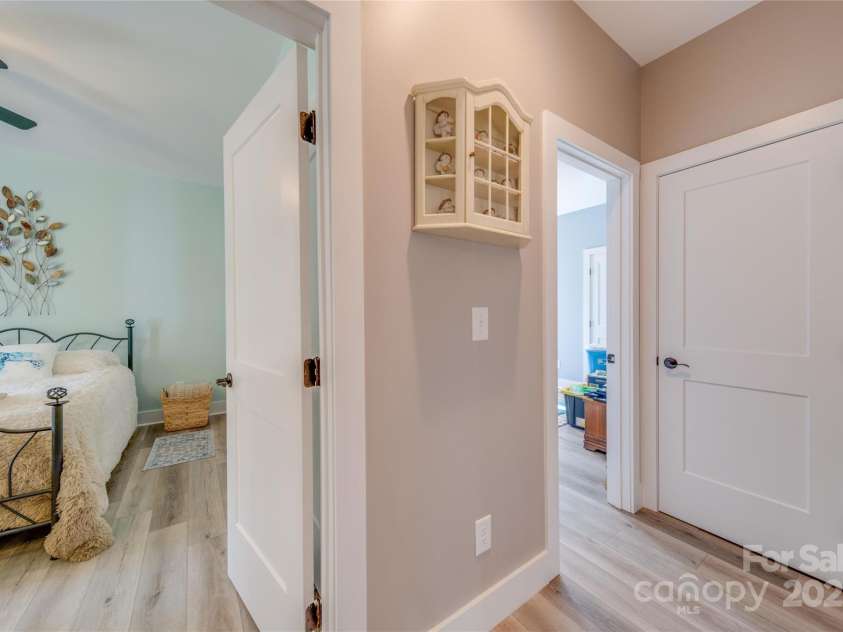 136 Falls Leaf Drive, Troutman, NC 28166.  MLS# CAR4228038, YatesRealty ID 3159. 